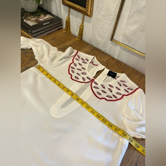 IDANO – off White Blouse with Embroidered Lips Collar – Size 1/Small - Picture 9 of 10